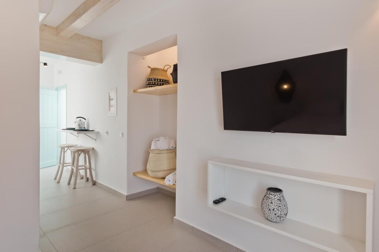 Enilion Luxury Suites Kyra Panagia Zewnętrze zdjęcie