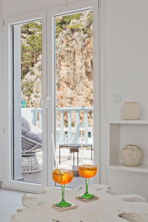Enilion Luxury Suites Kyra Panagia Zewnętrze zdjęcie