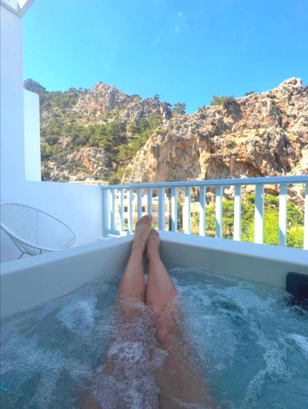 Enilion Luxury Suites Kyra Panagia Zewnętrze zdjęcie