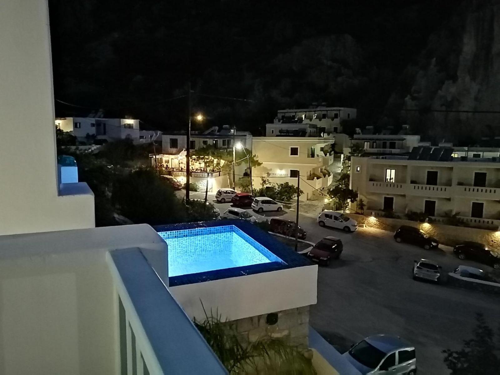 Enilion Luxury Suites Kyra Panagia Zewnętrze zdjęcie