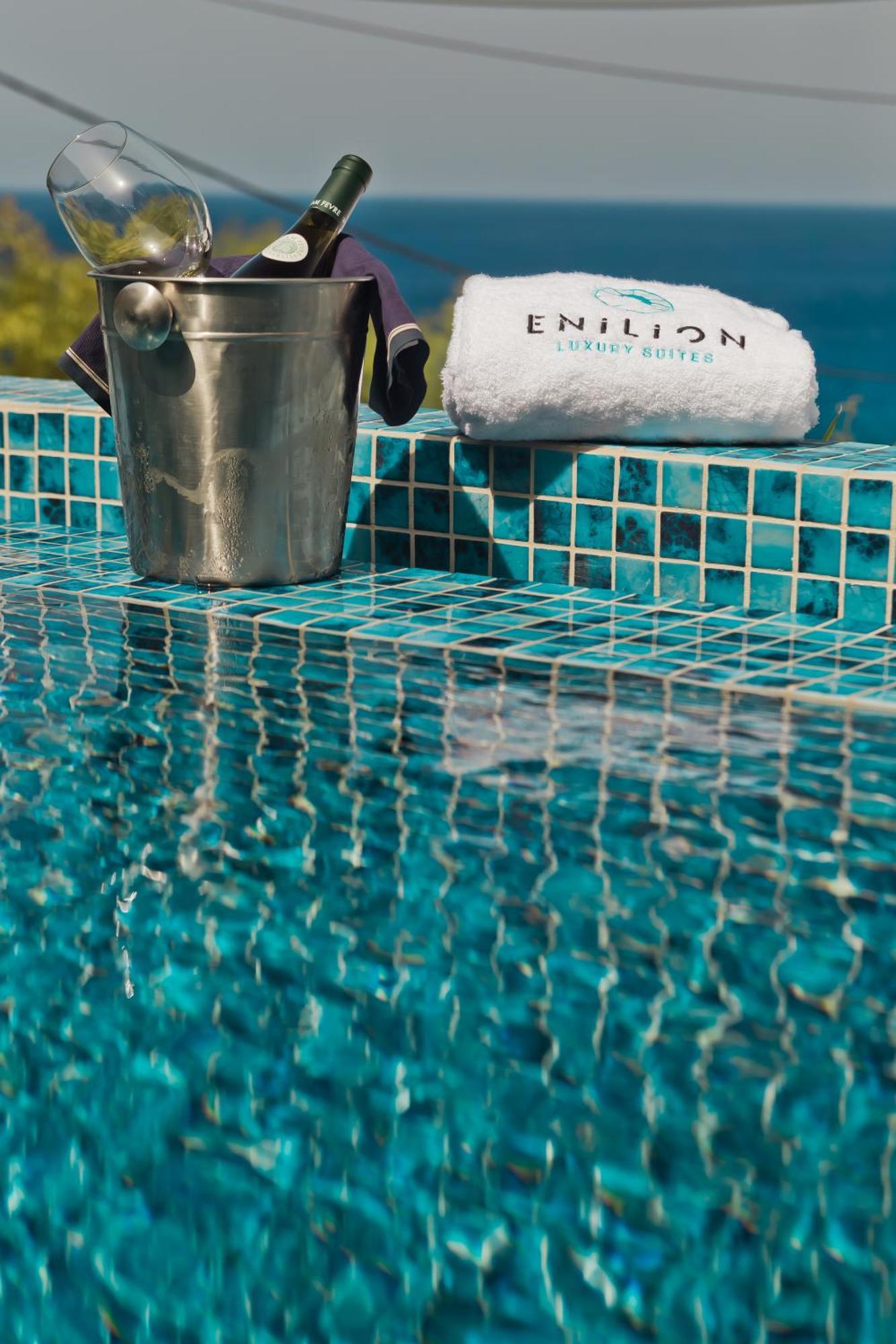 Enilion Luxury Suites Kyra Panagia Zewnętrze zdjęcie